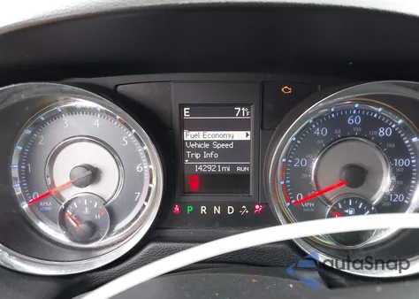 2014 Chrysler Town & Country Touring из США, поврежденный, VIN 2C4RC1BG5ER112479